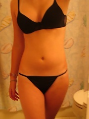 a girl called roslyn shares pictures of her bod...